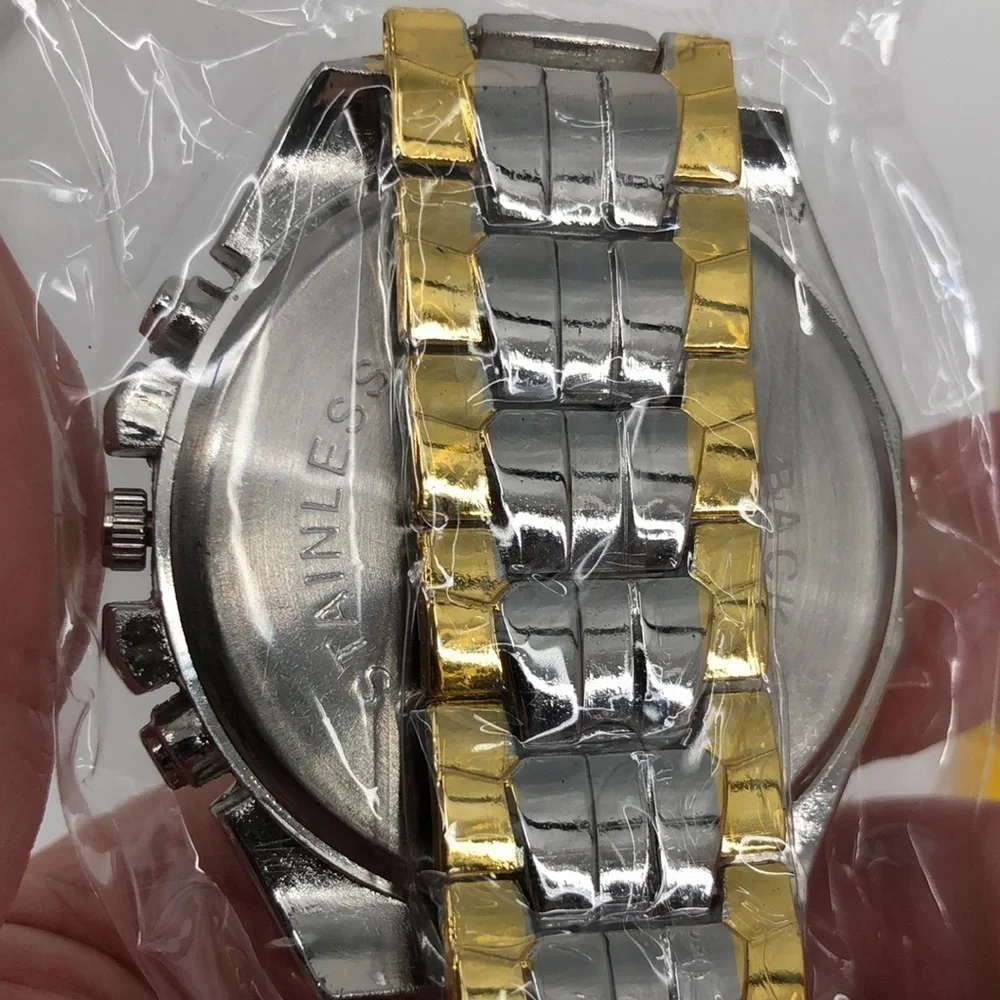 Mens Casual Quartz Watch Gold and Silver Tone Wrist Band
